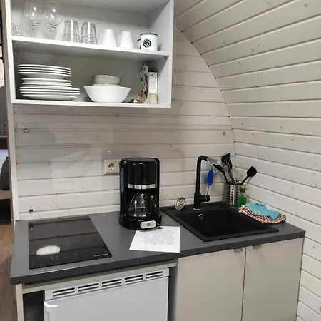 Tiny Igloo Joergensen Apartment *