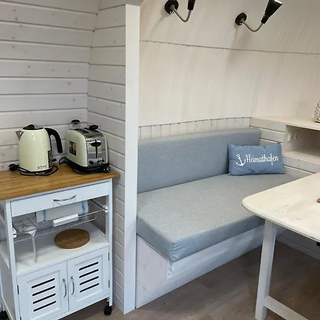 Tiny Igloo Joergensen Apartment Belau