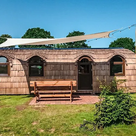 Apartment Tiny Igloo Joergensen Belau