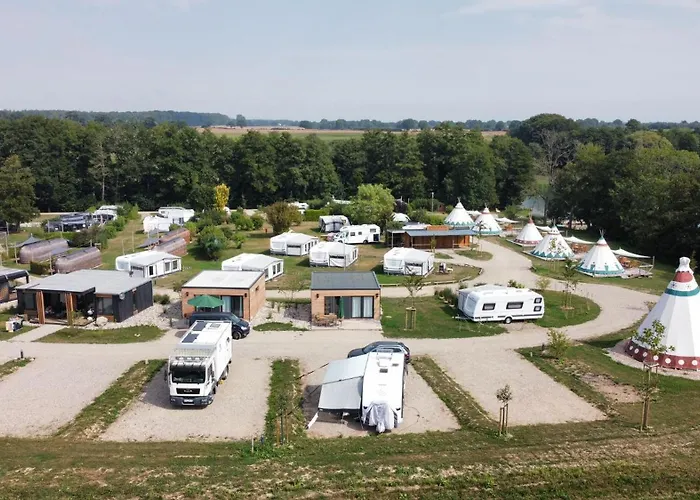 Tiny Igloo Joergensen